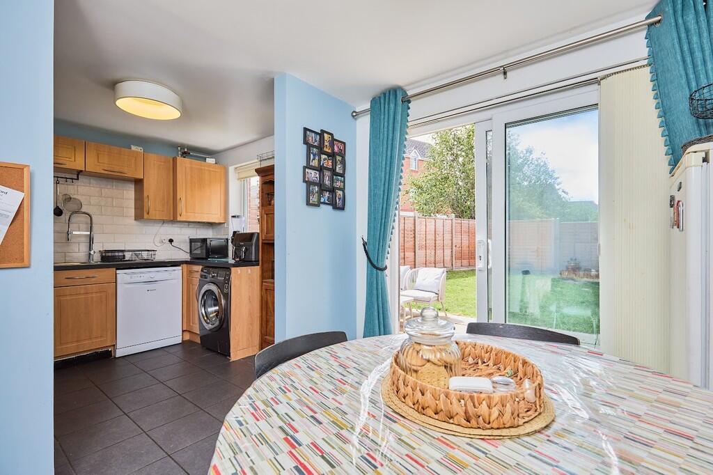 Edward Knight 202...