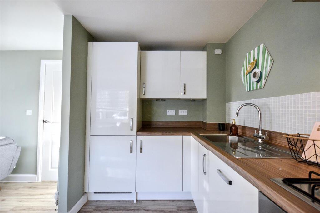 Open Living Kitchen_4.jpeg