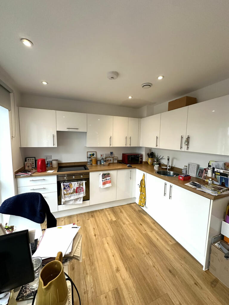 706 Eastbankimage00023.jpg