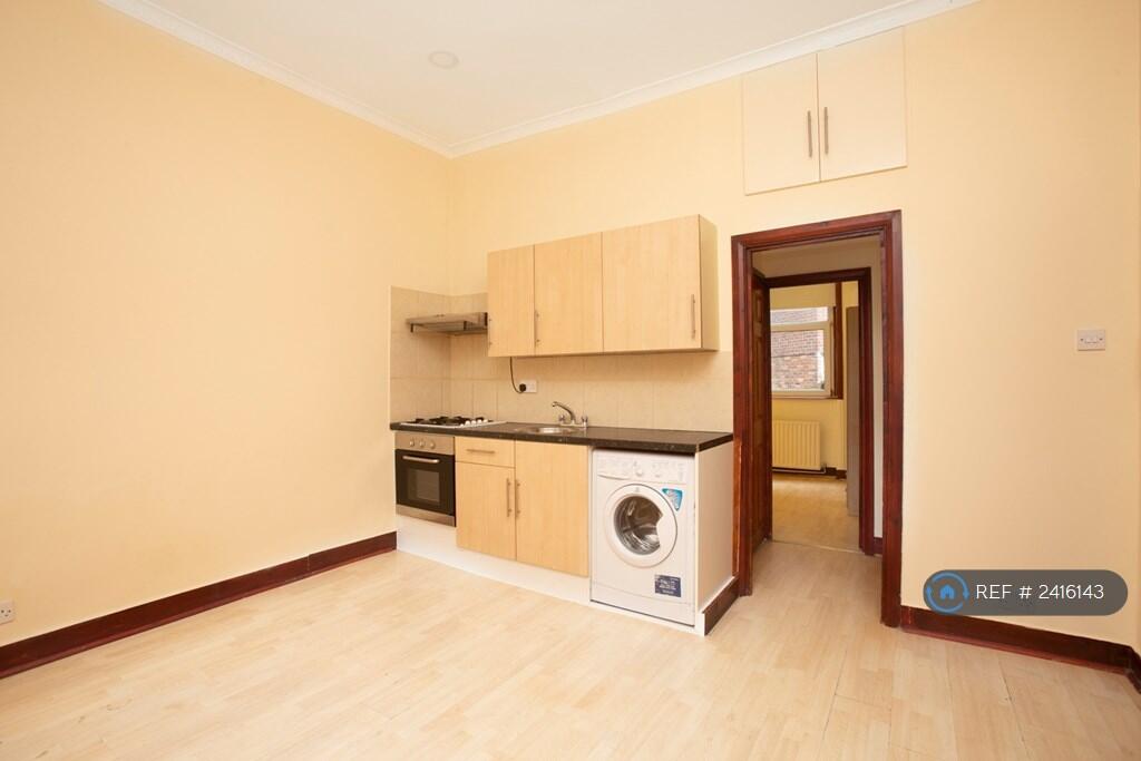 View From Kitchen Through To Bedroom &amp; Bedroom