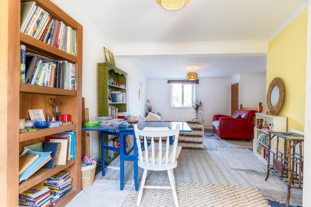 Living Room/Dining Room