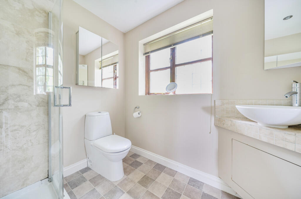 1326749106878f51092eb2