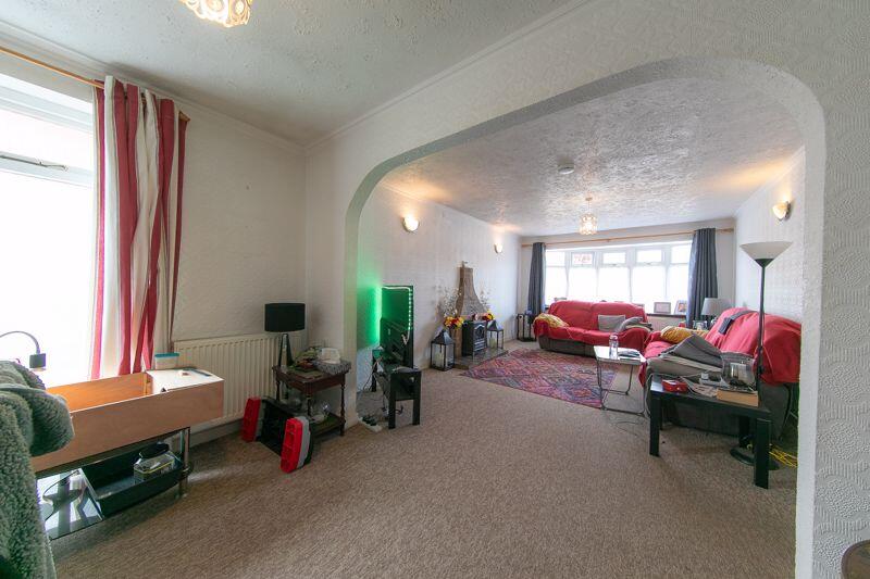 Dining room &amp; lounge