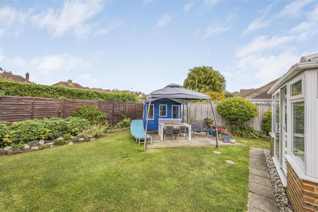 32 Maybush Drive, Emsworth-PorticoMarketing-Nexa-2