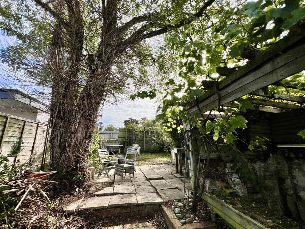 Rear Garden: