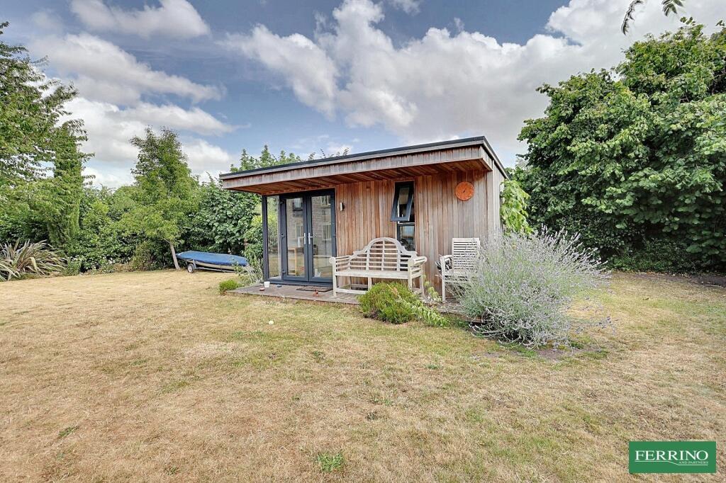 Studio/Office/Garden Room