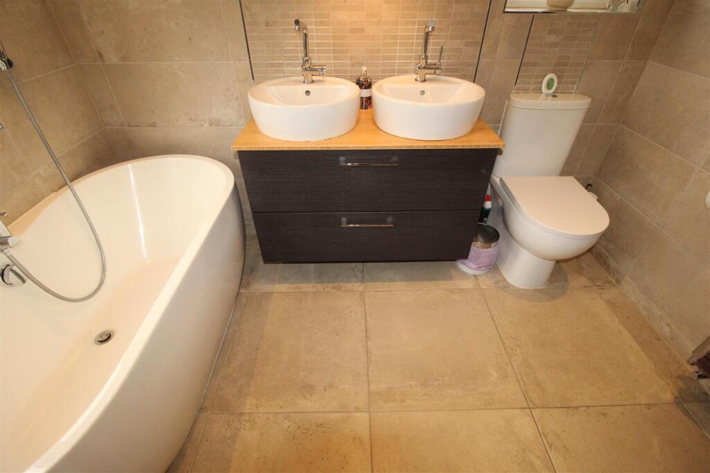 Main Bathroom