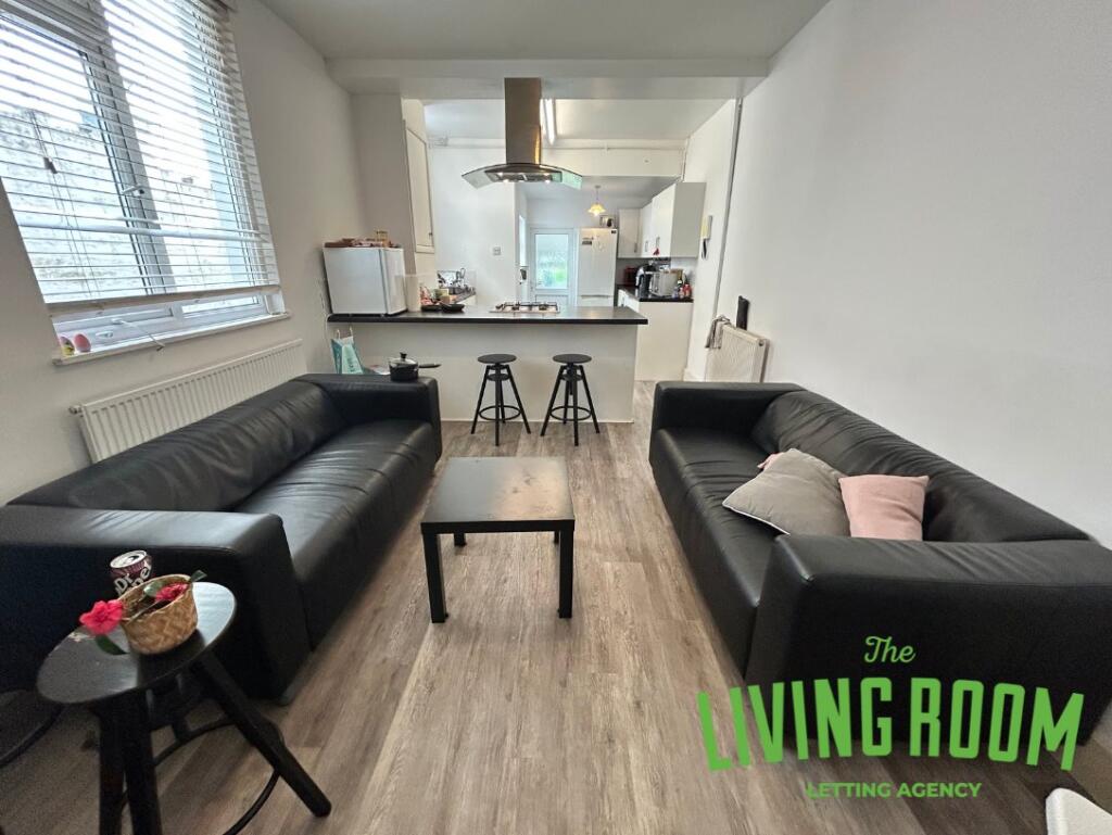 Lounge 2