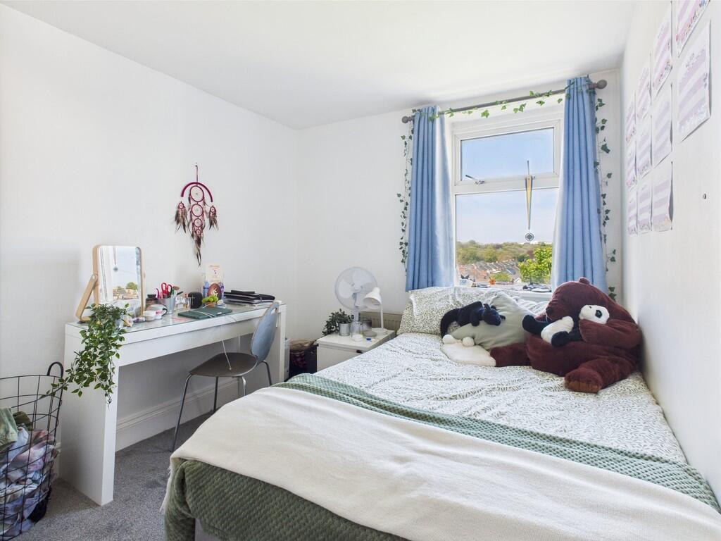 CAM03974G0-PR0130...