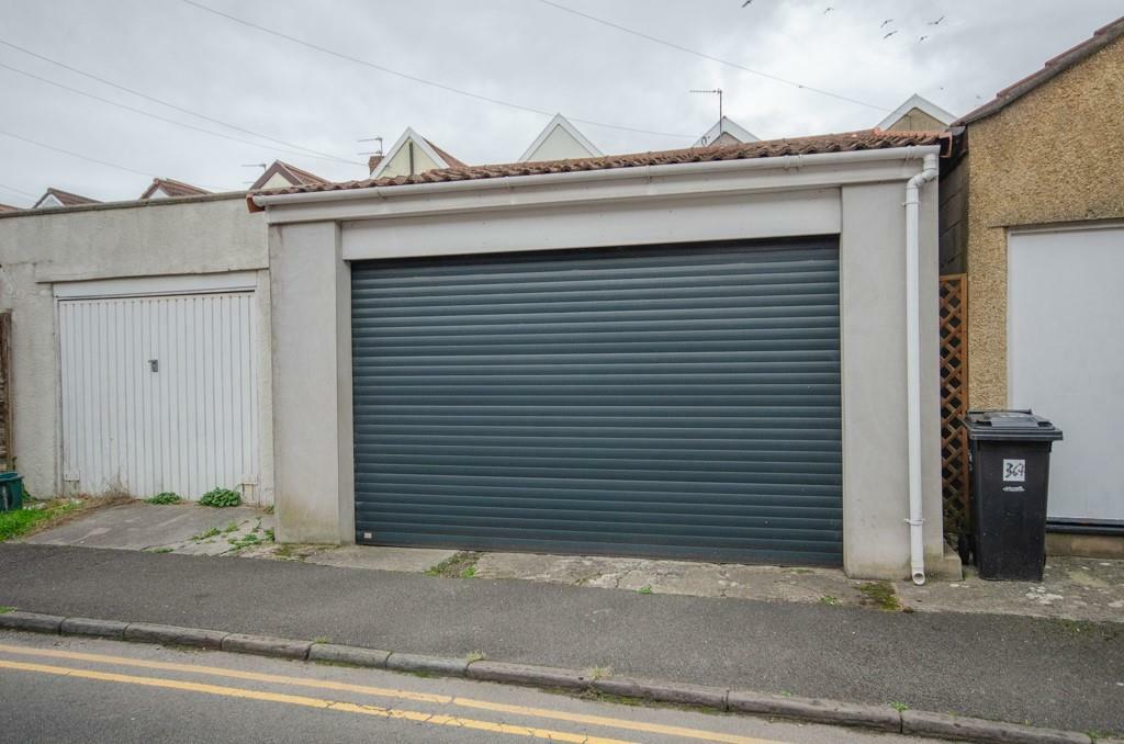 Garage.jpg