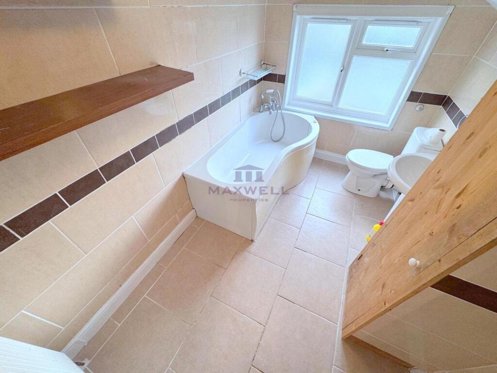To Let, Rent in Sittingbourne, ME10 - MaxwellPrope