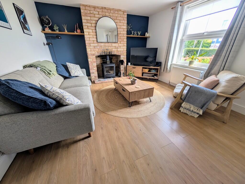 PXL_20250517_0952...