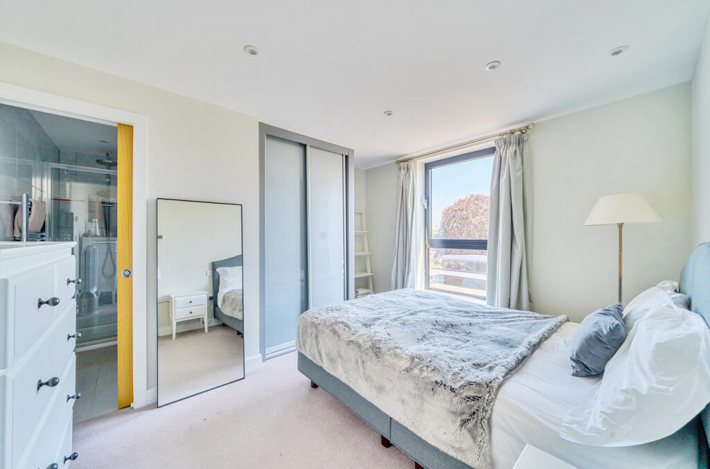 1312156-13-6852e3...