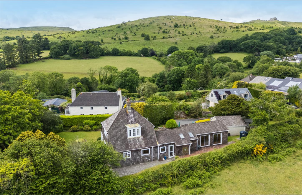 Rear image cropped.png