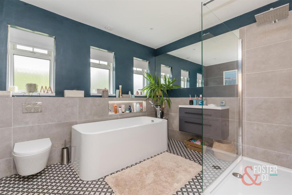 Woodland Drive 17-11.JPG