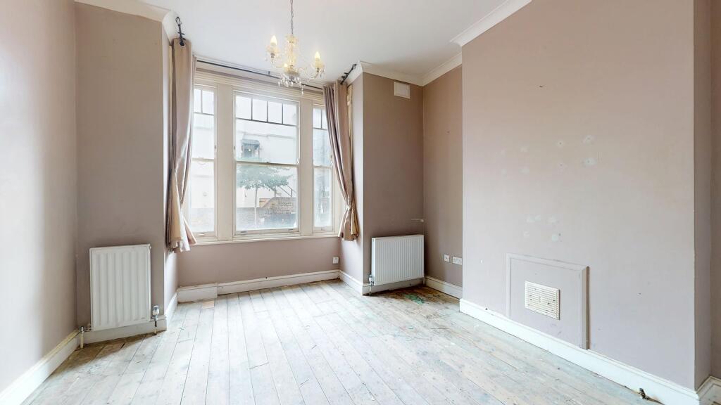 Flat A, 24 Atherfold Road, Clapham, London, SW9 9LW
