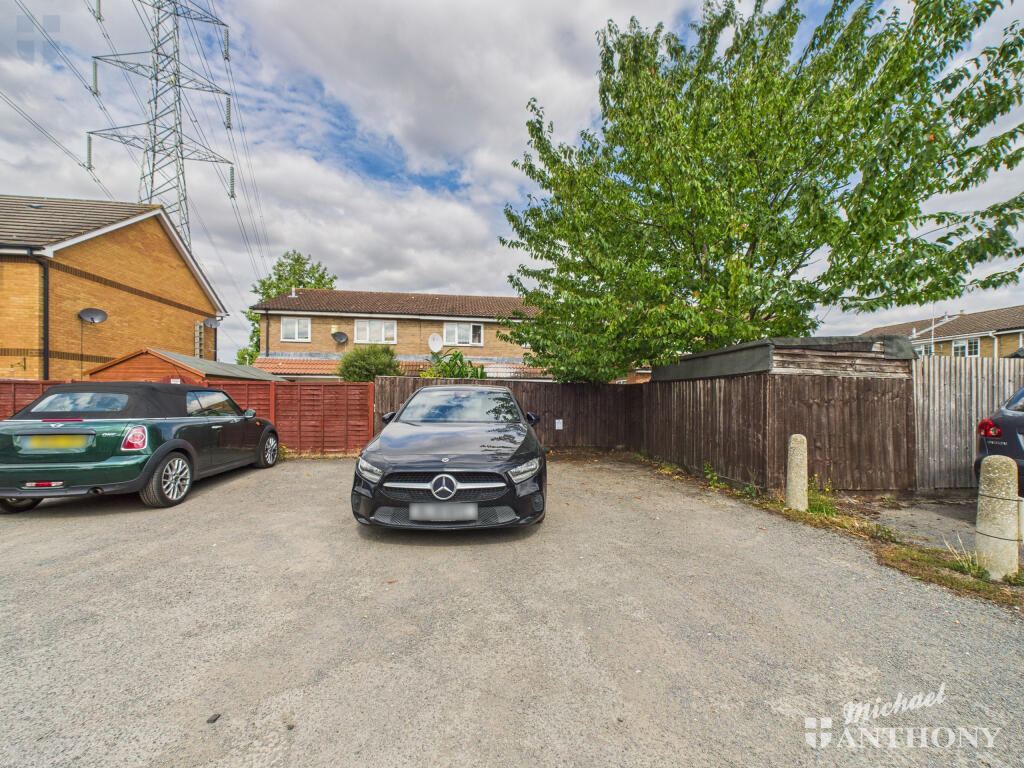 CAM03218G0-PR0747-STILL016