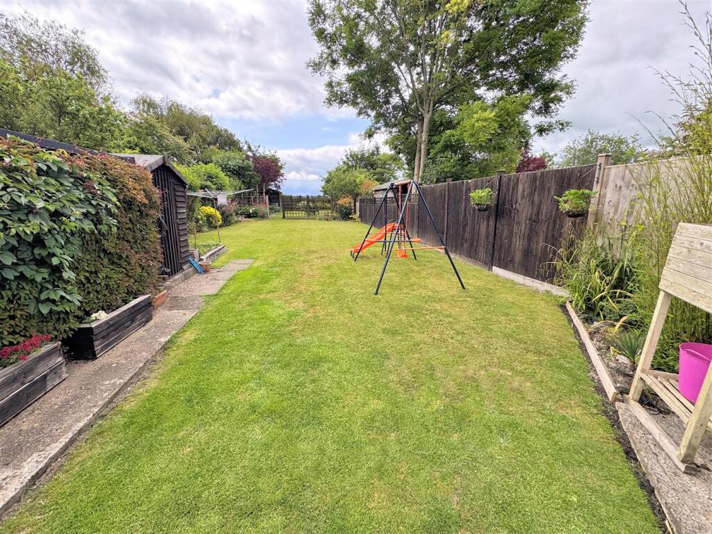 Garden 3.jpg