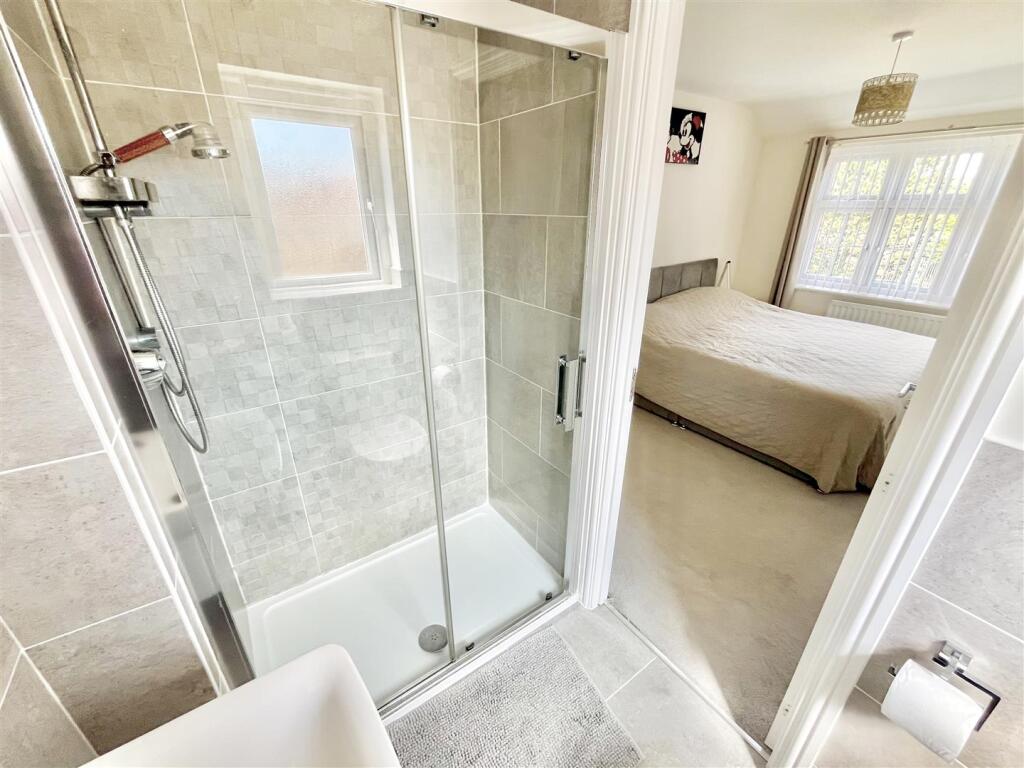 Shower Room Aspect 2