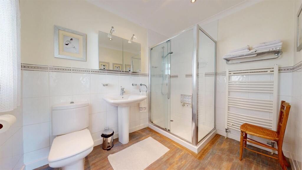 Trafalgar Road Wn-suite