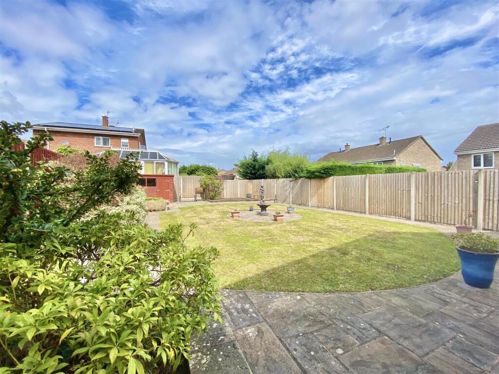 2 Ashfields Rd-8.jpg