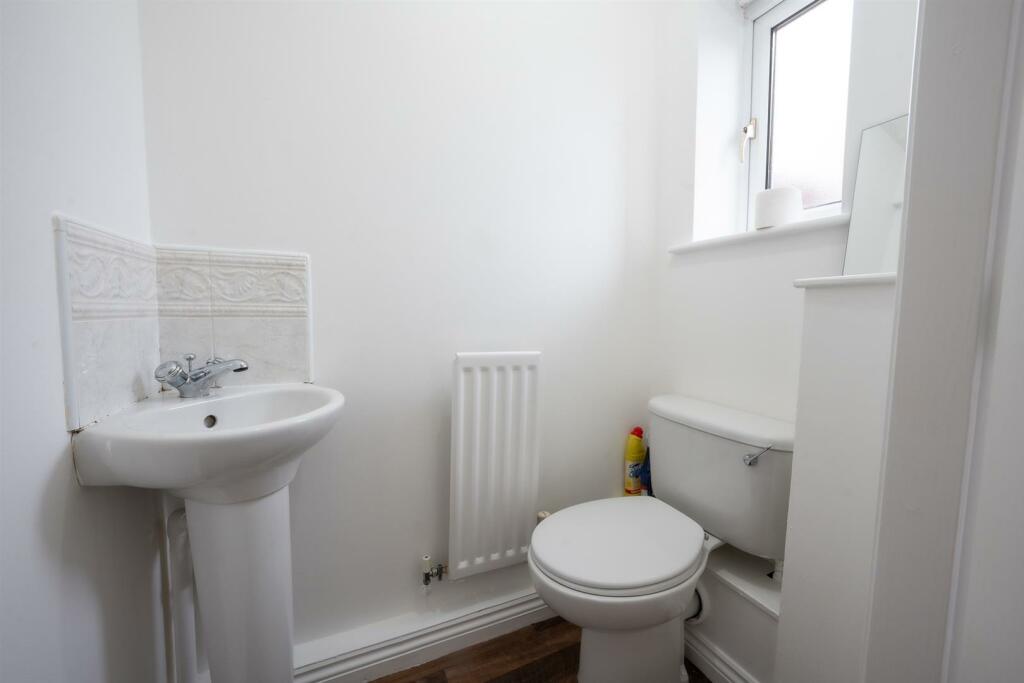 GROUND FLOOR WC
