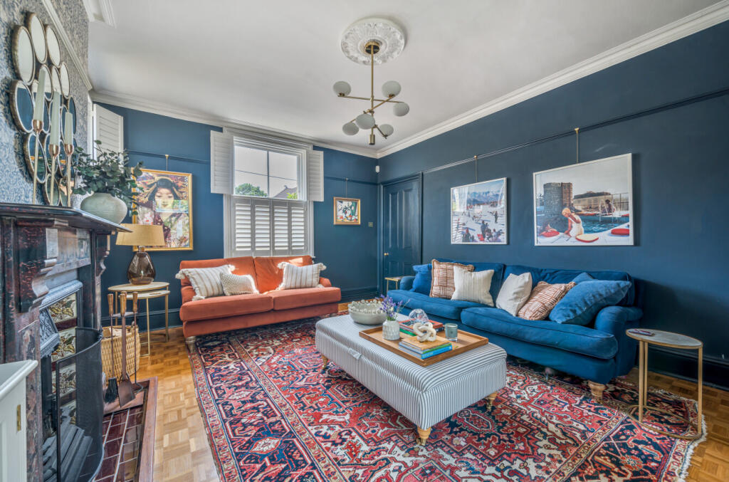 1305248-3-68540d7...