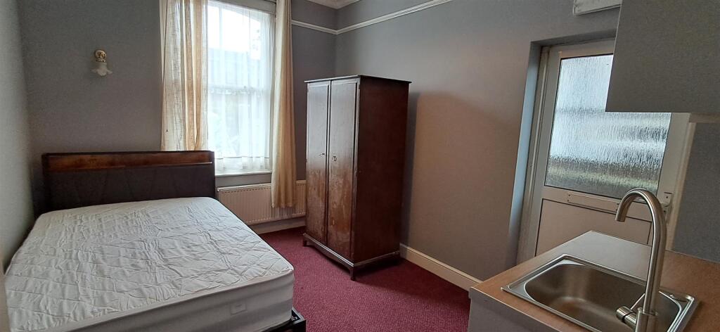 Room 6