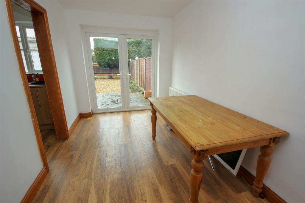 Dining Room.jpg