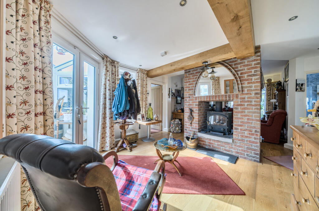 1358992-13-68d567...