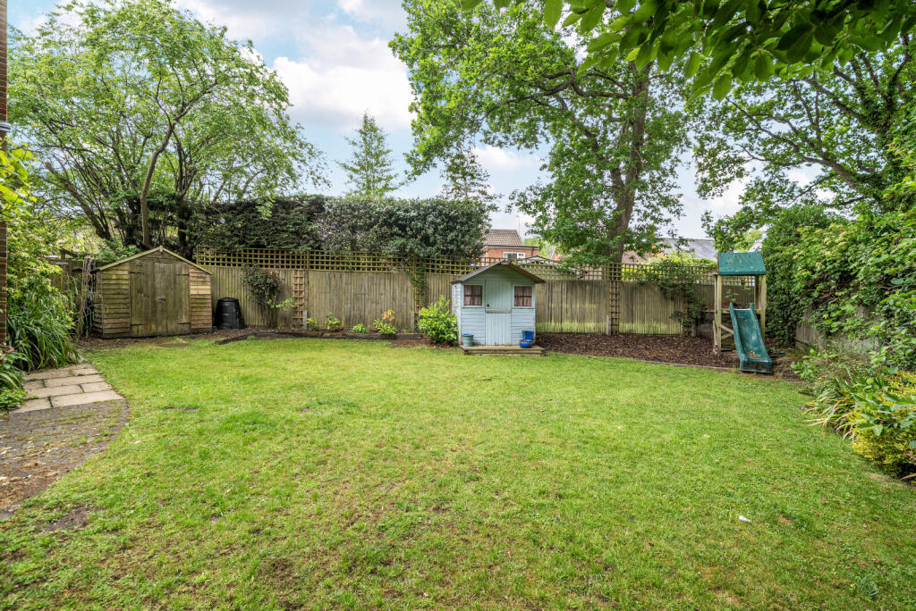 1295440-8-682df08...