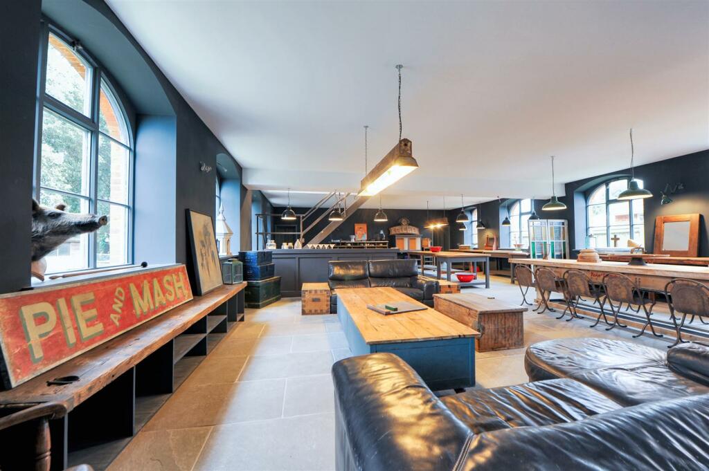 Open Plan Living.jpg