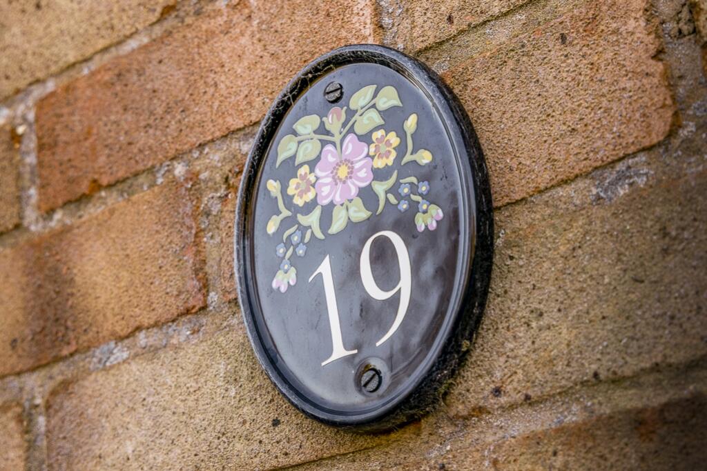 19 Fernleigh Way (Boston)-3