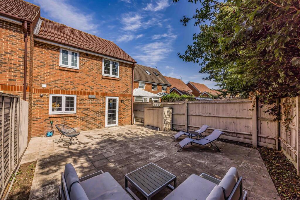 29 Edenbridge Road Southsea-Small-PorticoMarketing