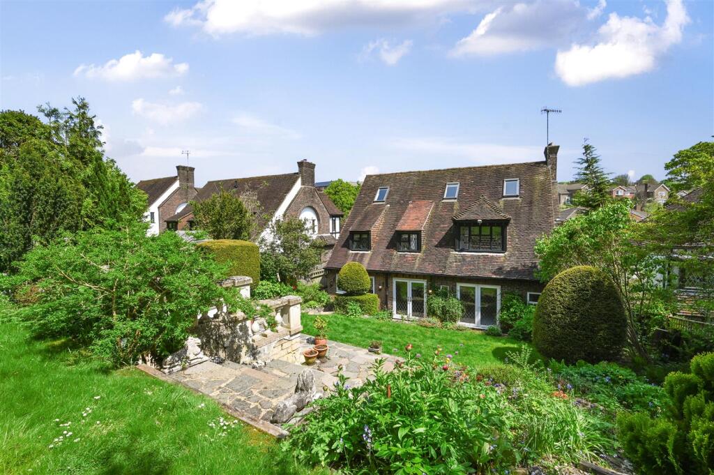 tudor-lodge-bn3 (25).jpg