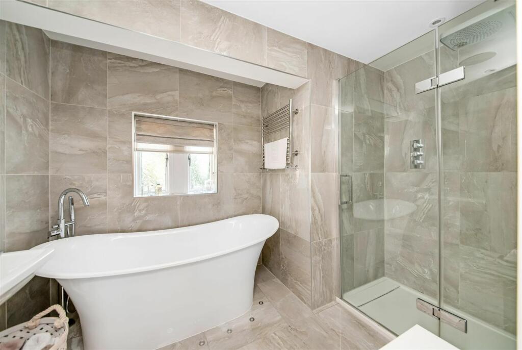 BEDROOM ONE EN-SUITE
