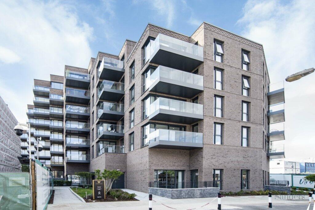 Coster Avenue, Hackney, London, N4