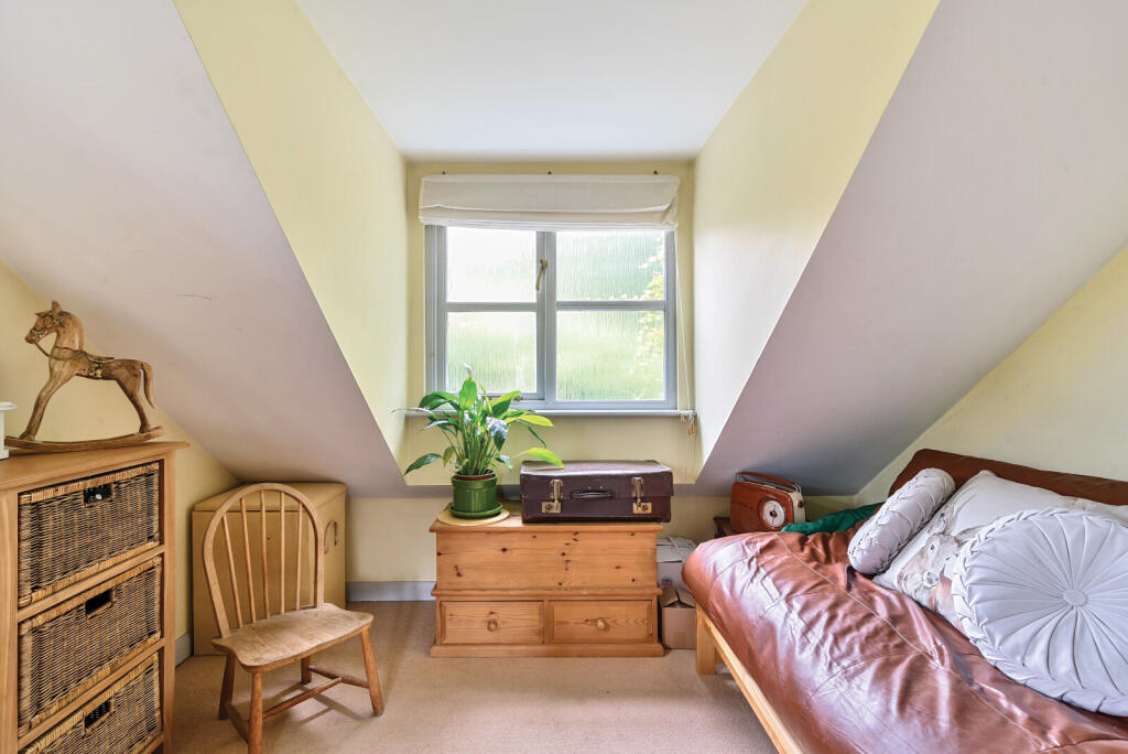 1317356-9-685d0f6...