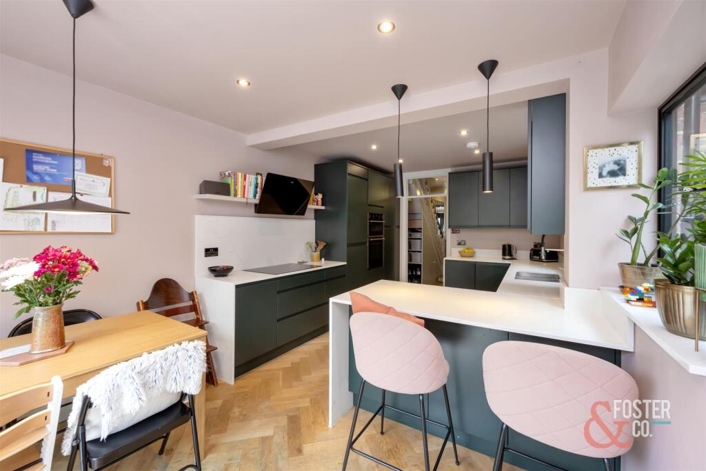 Prinsep Road, 28-002.jpg