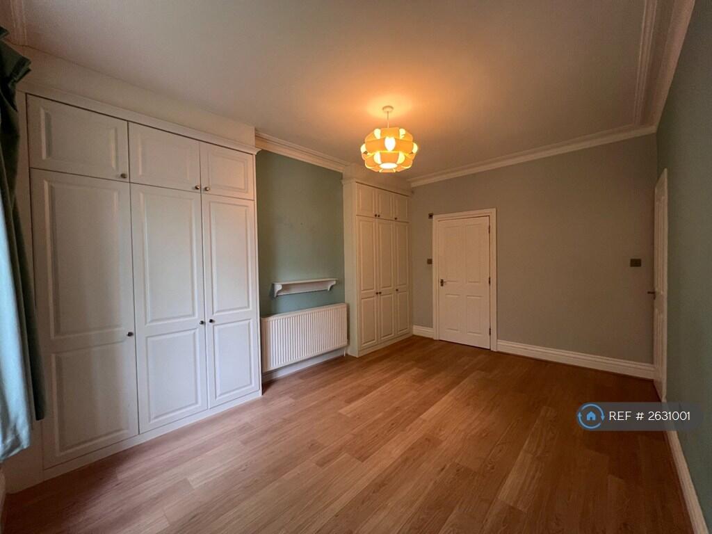 Large Double Bedroom
