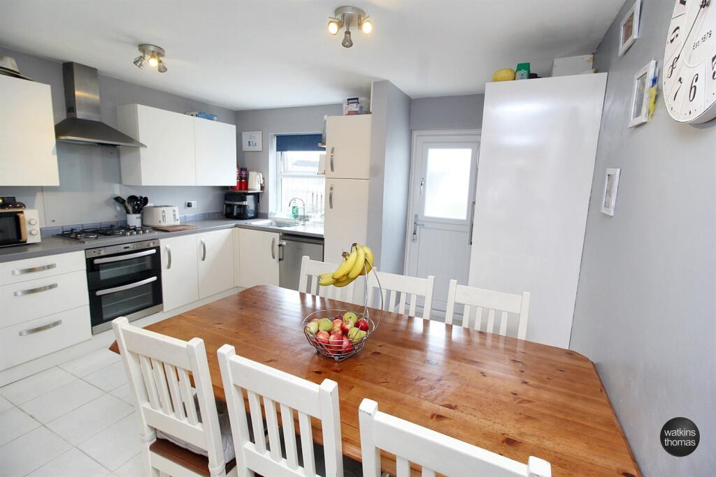 kitchen breakfast ro