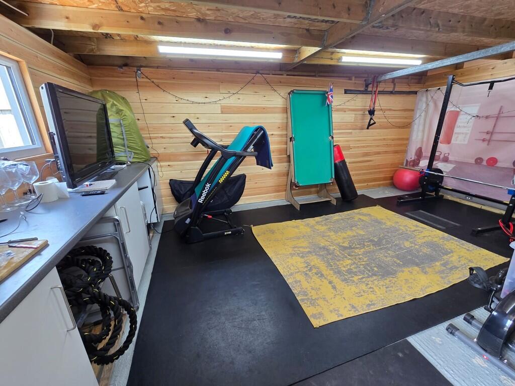 Garage (1)
