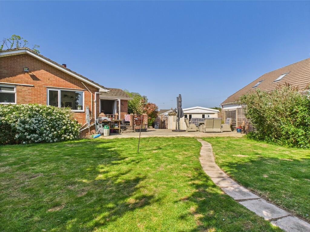 CAM05068G0-PR0016...