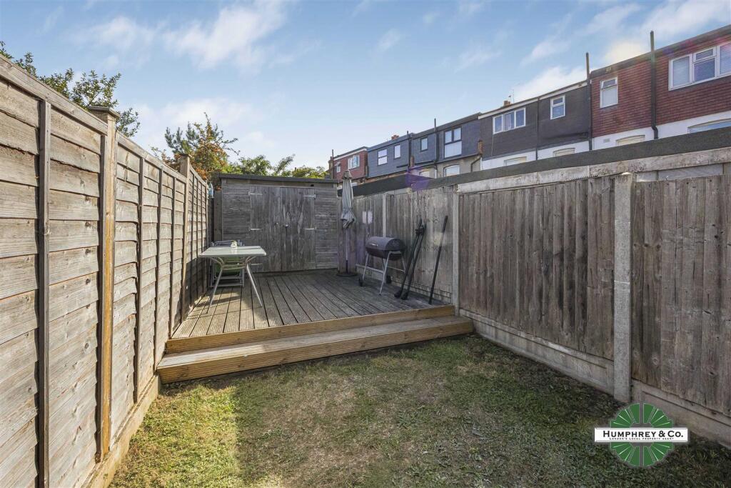 446 Forest Road -014.JPG