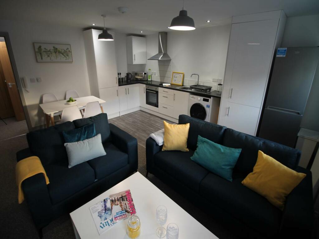 Lounge - 2