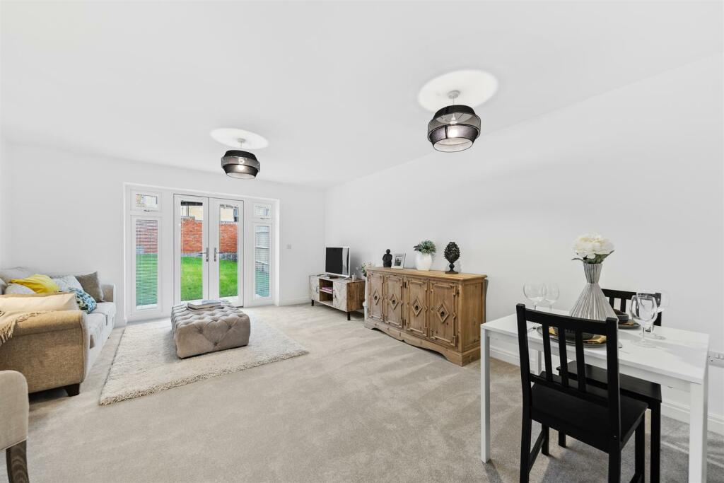Plot20WoolfGroveWeb07.jpg