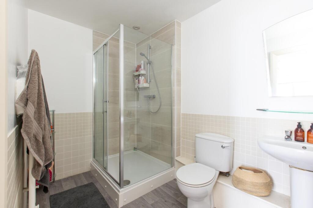 3 st davids mews-7.jpg