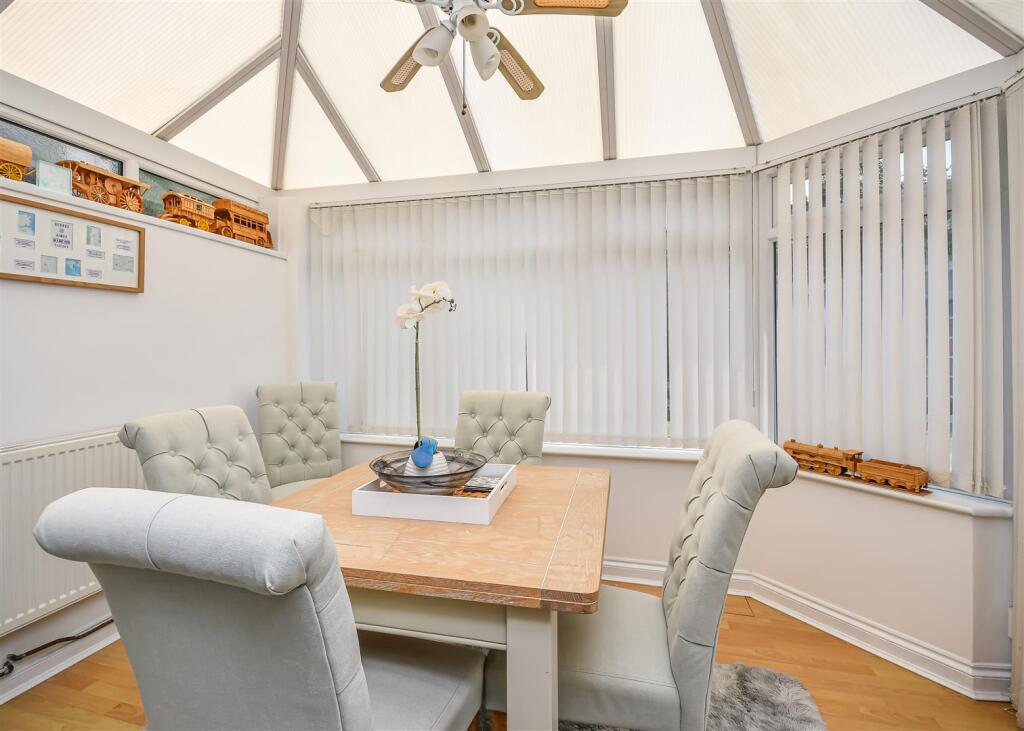 3 Chapel Close-Conservatory (2).jpg