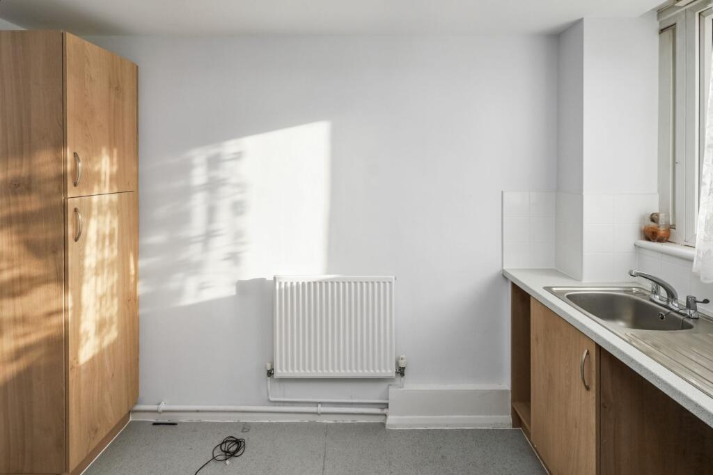 64 Barnes Wallis Court, Barnhill Road, Wembley HA9 9DW