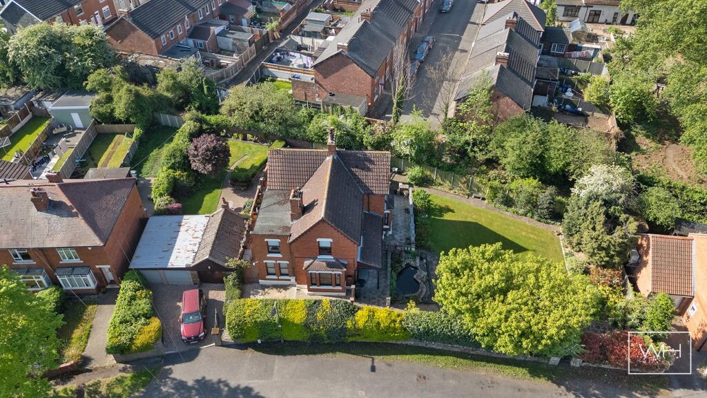 2 Finkle Street, Ben